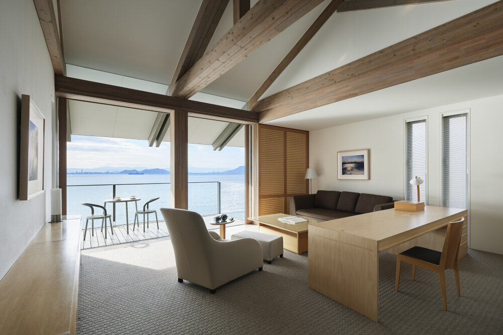 beach_room.jpg